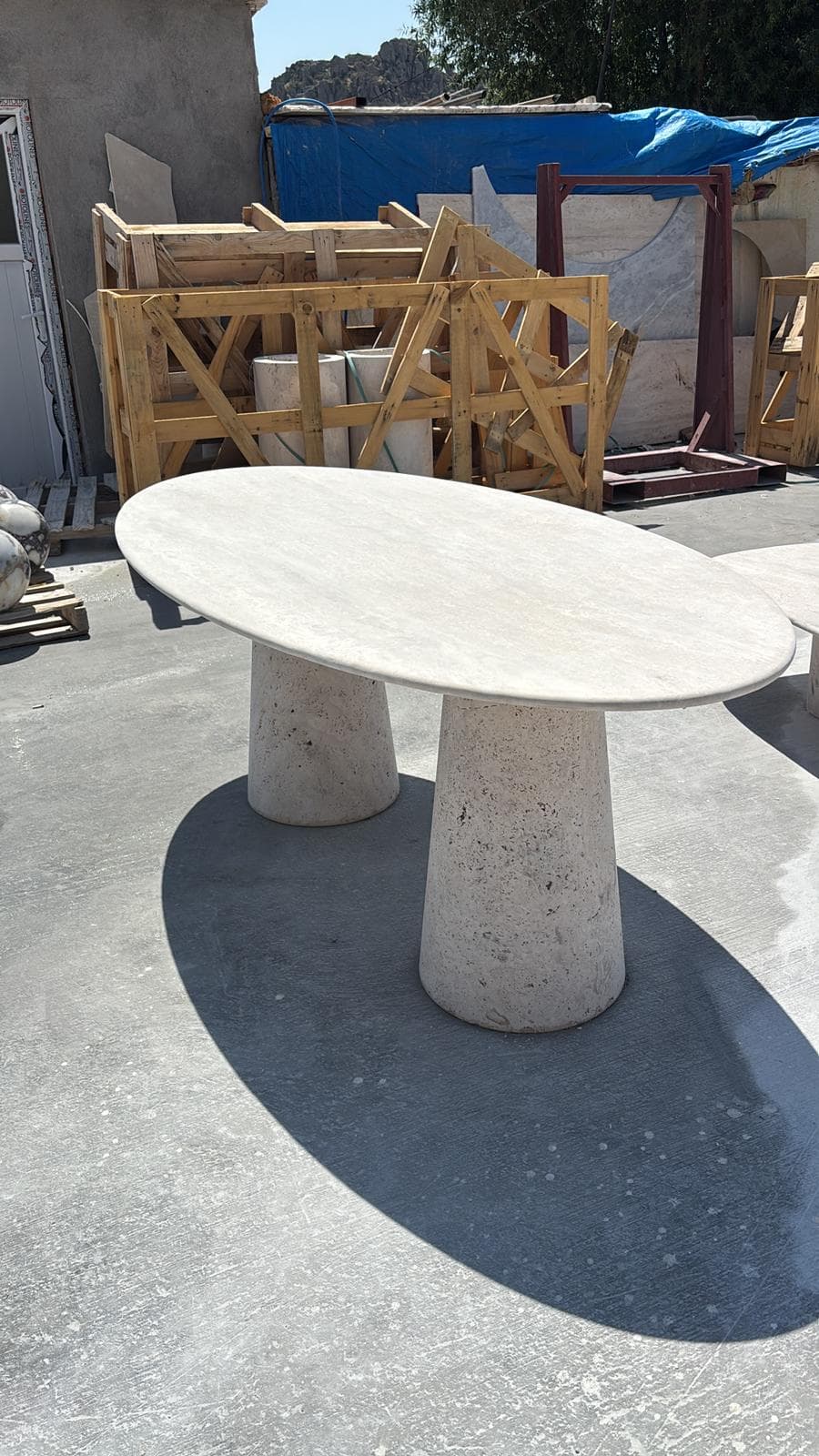 Oval yemek masası “Olympos”